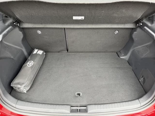 Toyota Yaris – thumbnail 33