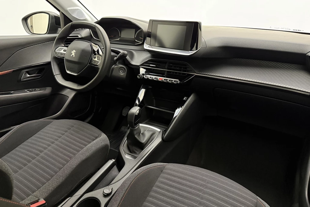 Peugeot 208 – foto 12