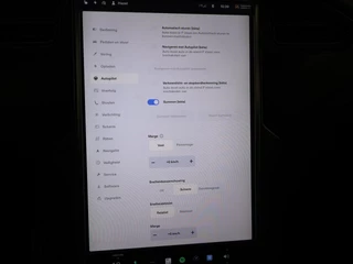 Tesla Model X – thumbnail 46