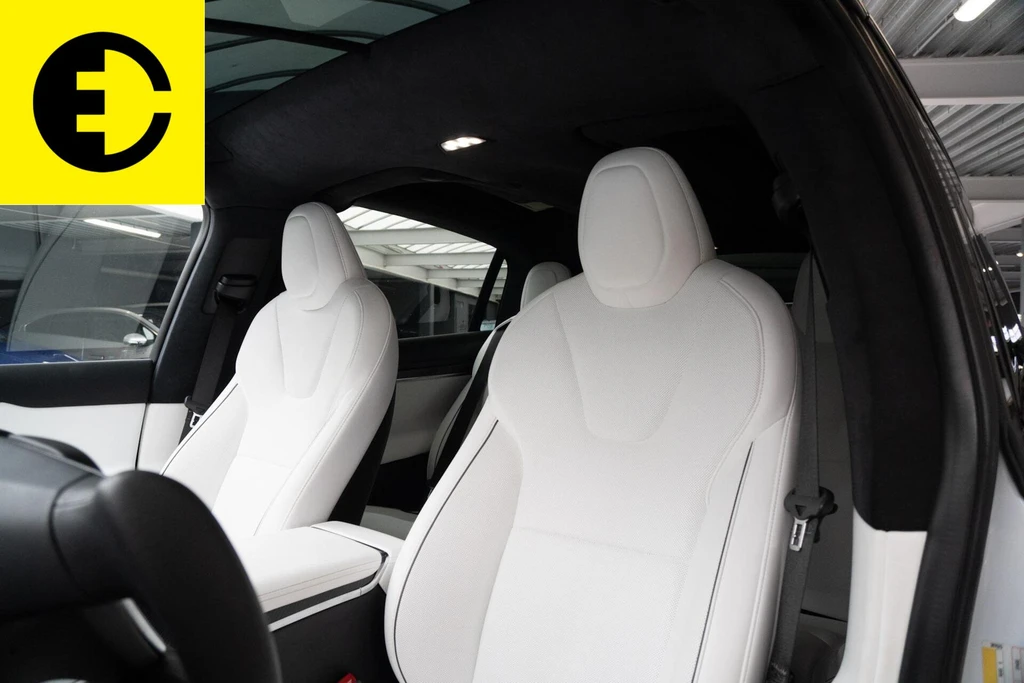 Tesla Model X – foto 19