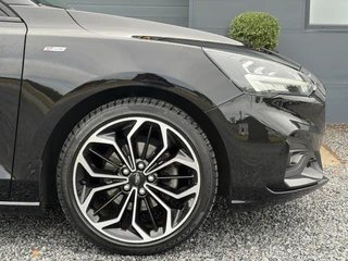 Ford Focus – thumbnail 43