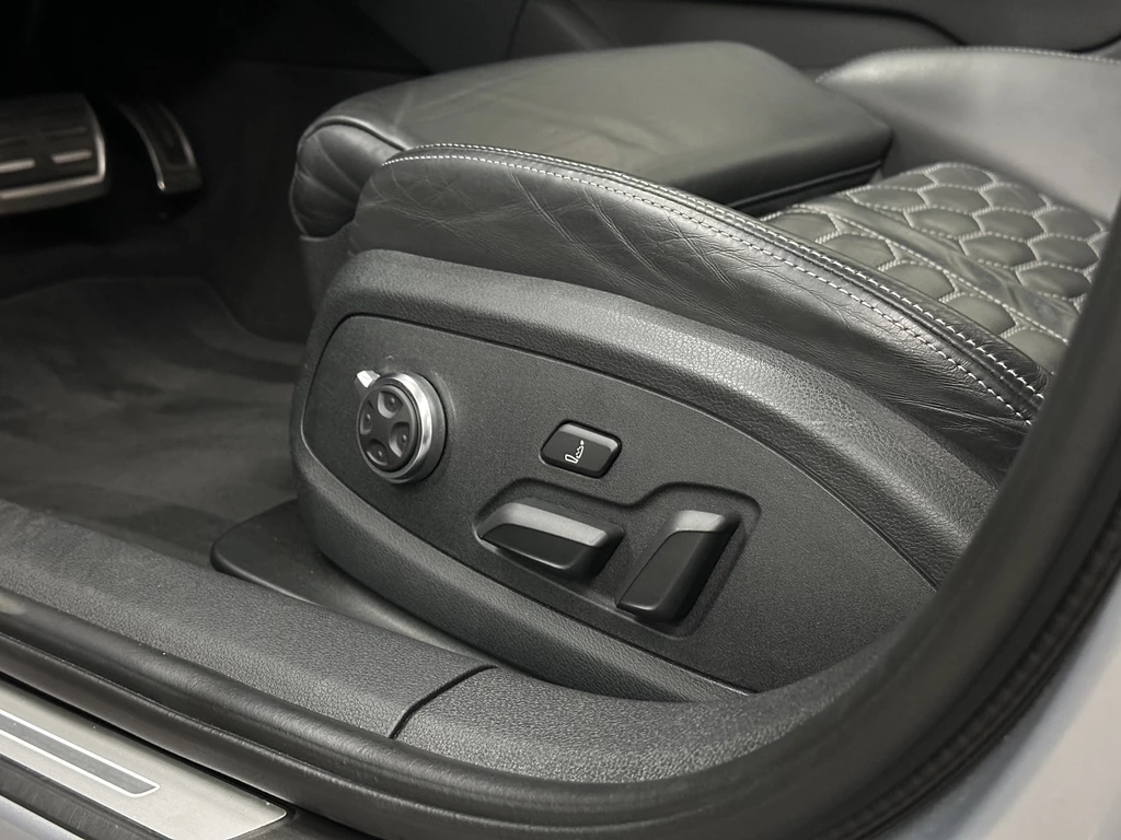 Audi RS4 – foto 15