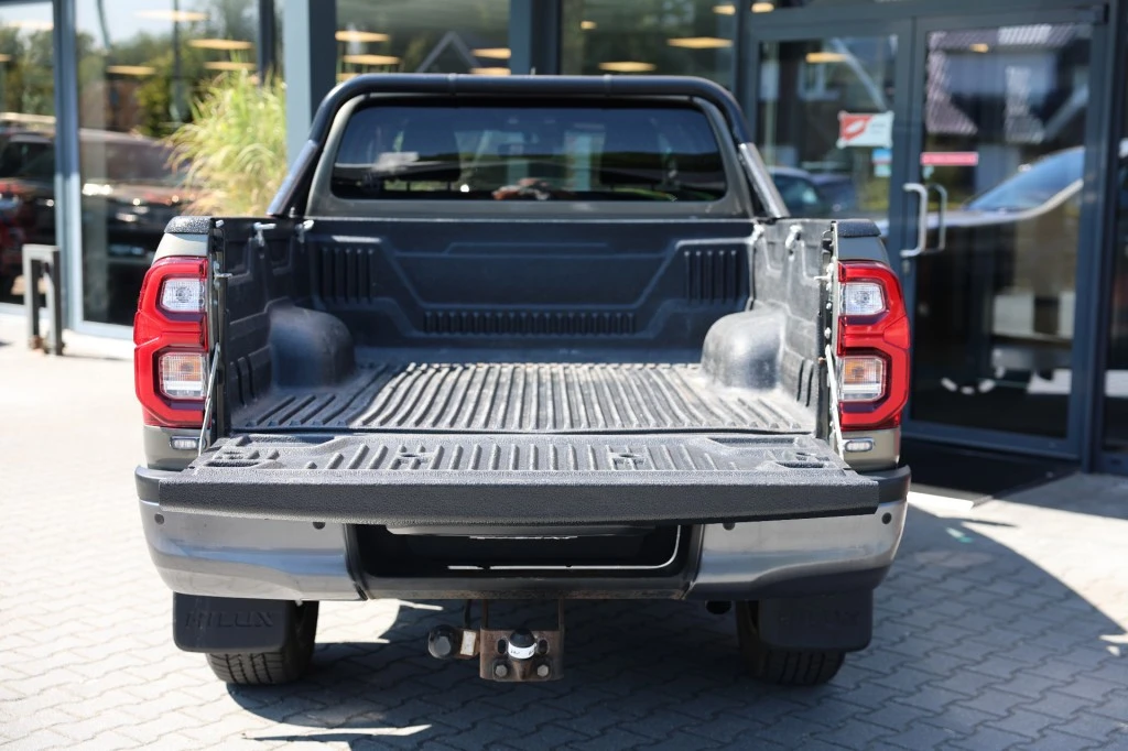 Toyota Hilux – foto 6