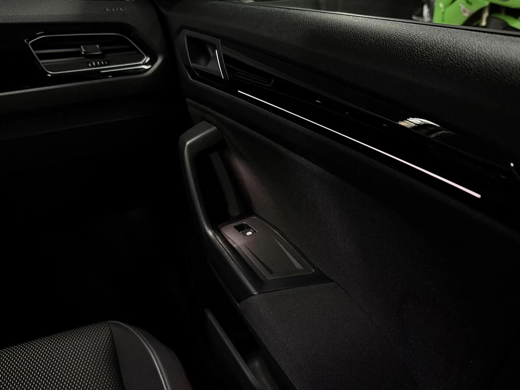 Volkswagen T-Roc – foto 35