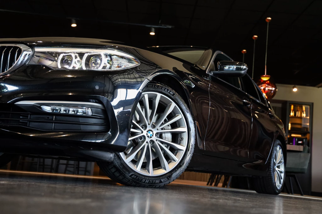 BMW 5 Serie – foto 16