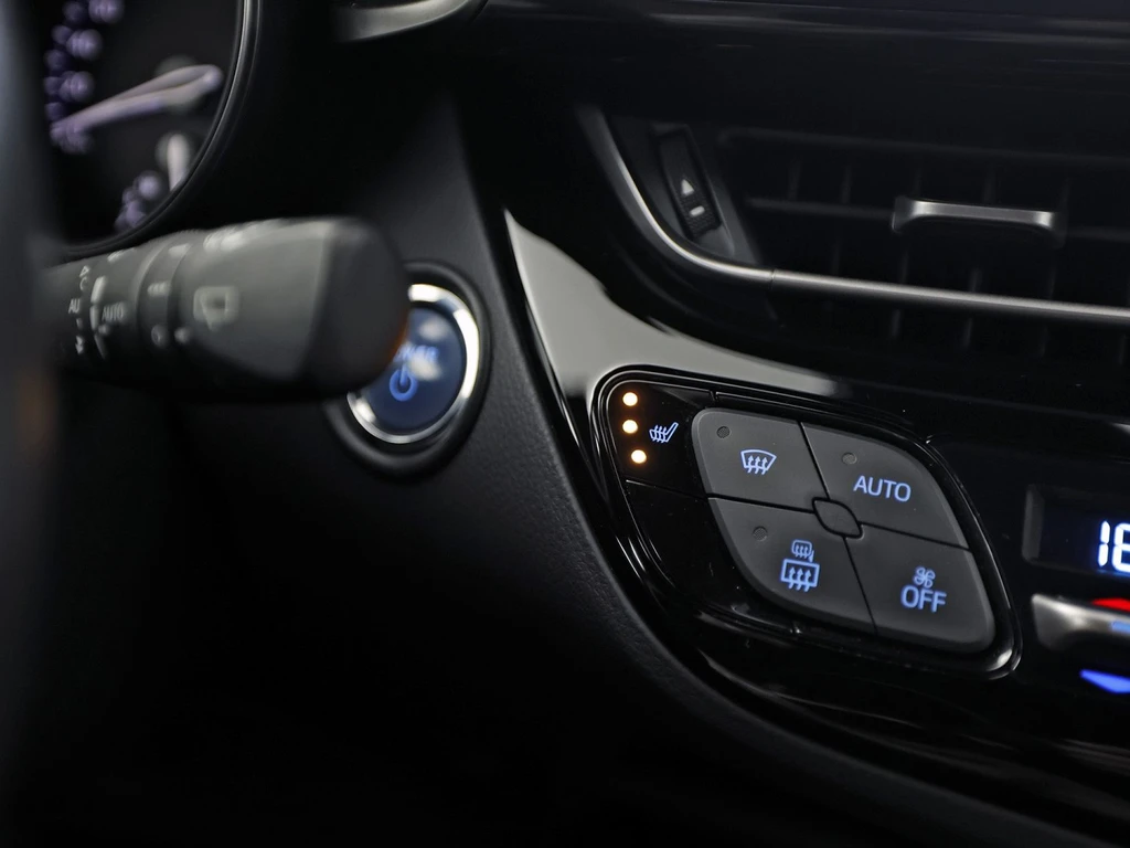Toyota C-HR – foto 12