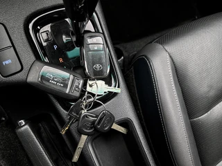 Toyota Hilux – thumbnail 30