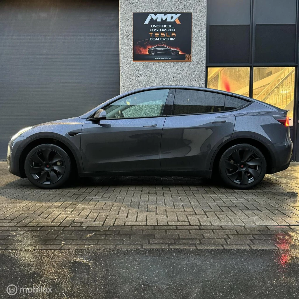 Tesla Model Y – foto 2