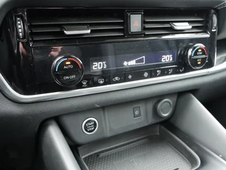 Nissan QASHQAI – thumbnail 25