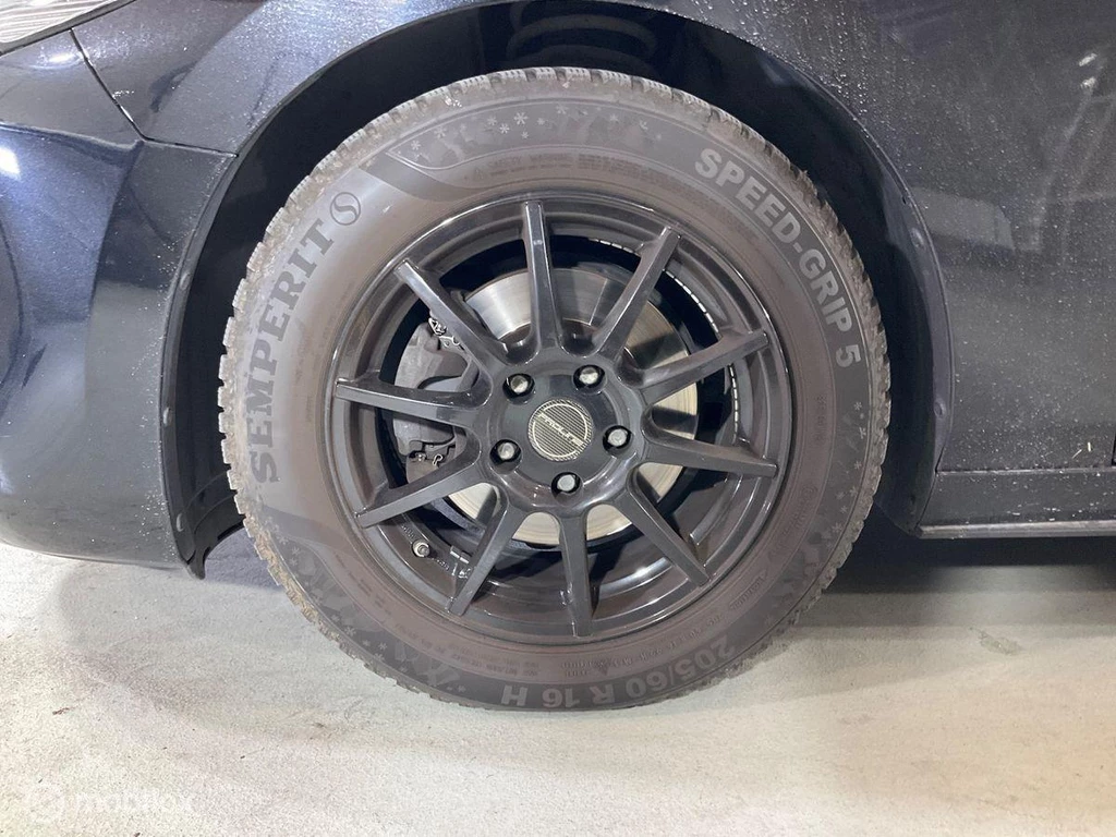 Mazda 3 – foto 11
