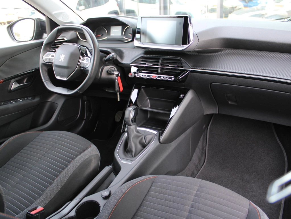 Peugeot 208 – foto 7