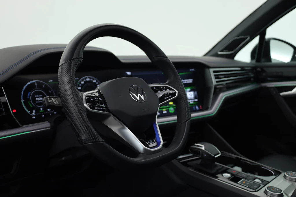 Volkswagen Touareg – foto 10
