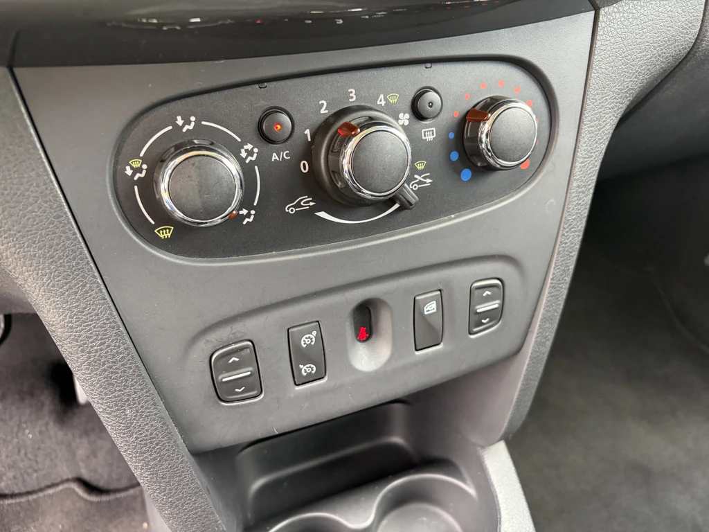 Dacia Logan – foto 18