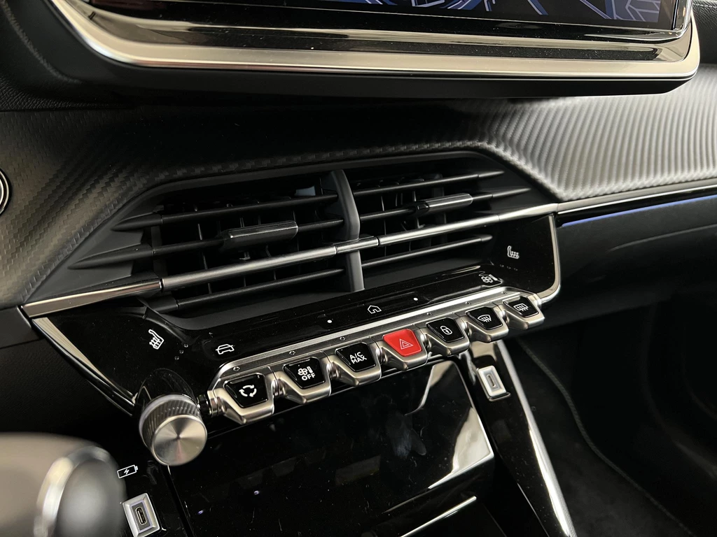 Peugeot e-208 – foto 18