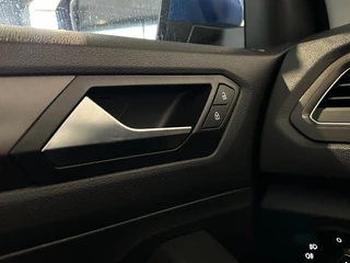 Volkswagen T-Roc – thumbnail 37