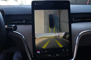 Volvo EX90 – thumbnail 18
