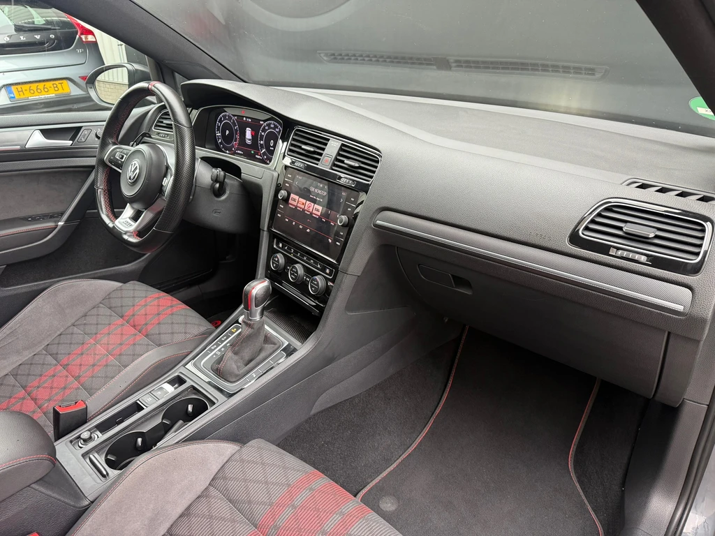 Volkswagen Golf – foto 23