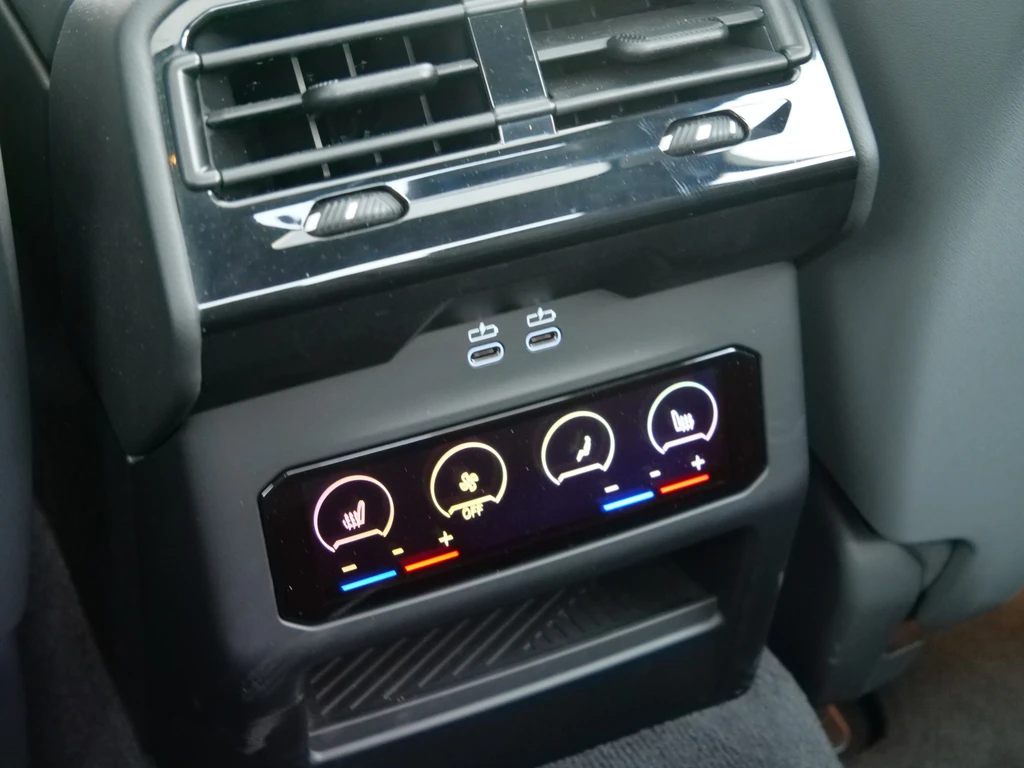BMW i5 – foto 19