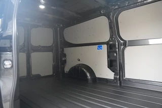 Ford E-Transit Custom – thumbnail 12
