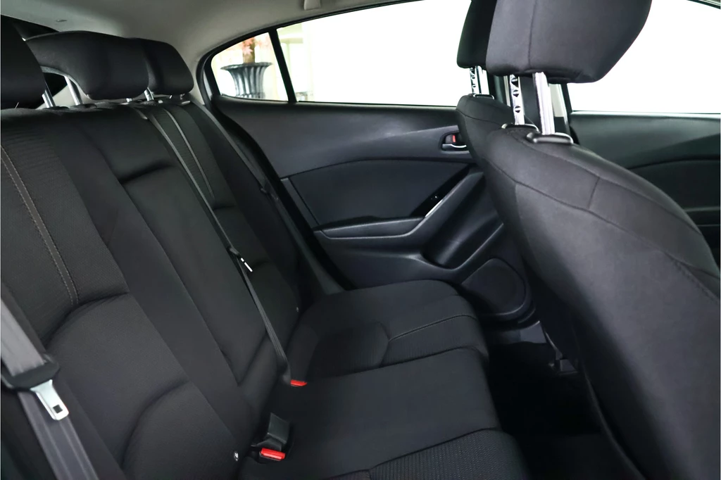 Mazda 3 – foto 12