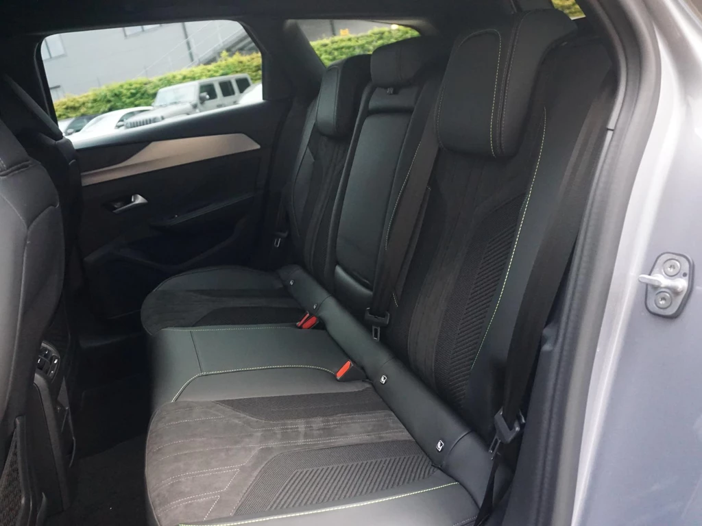 Peugeot e-308 – foto 36