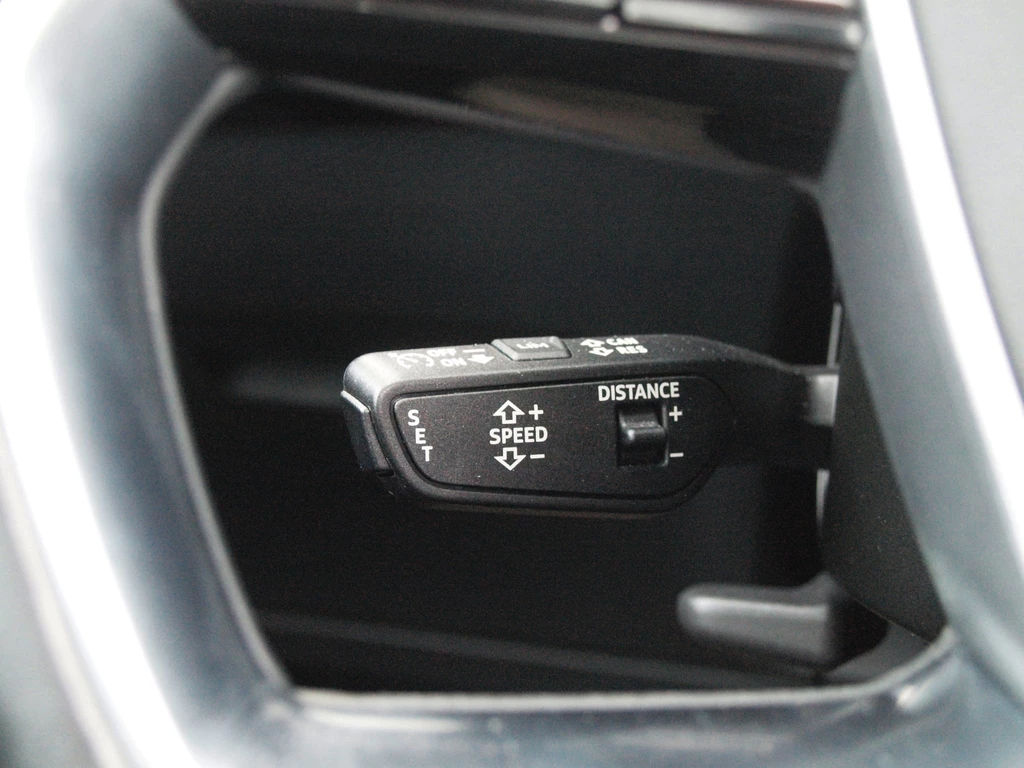 Audi e-tron – foto 18