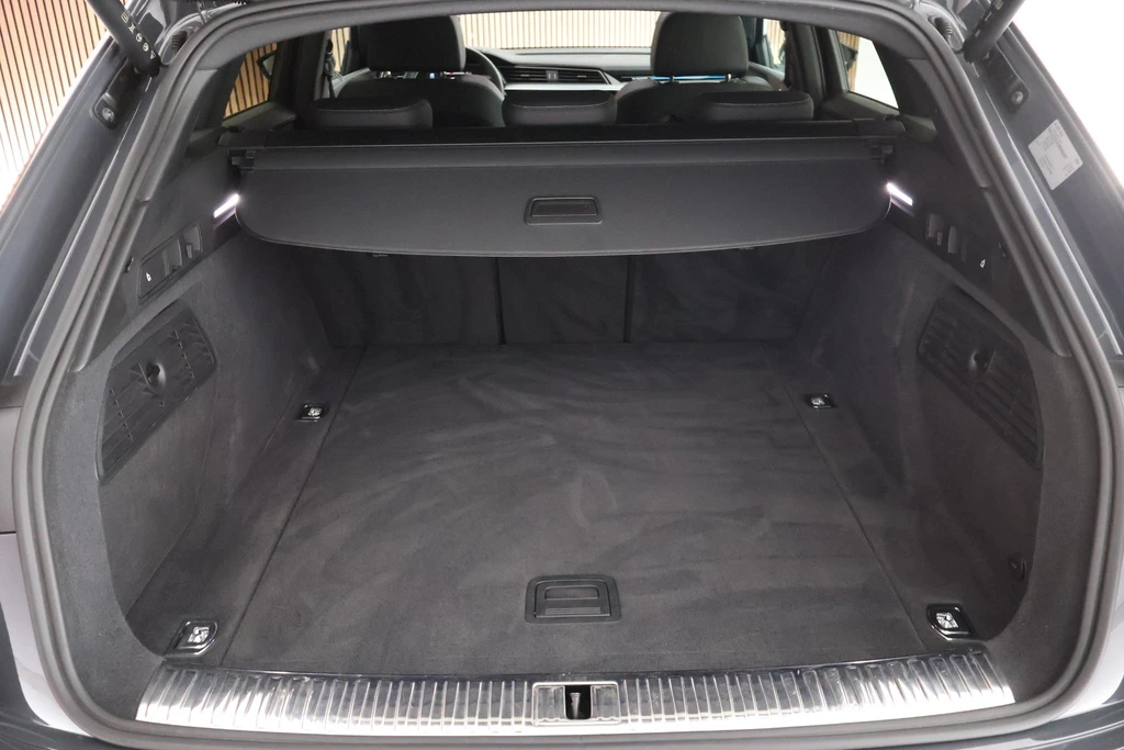 Audi Q8 e-tron – foto 52