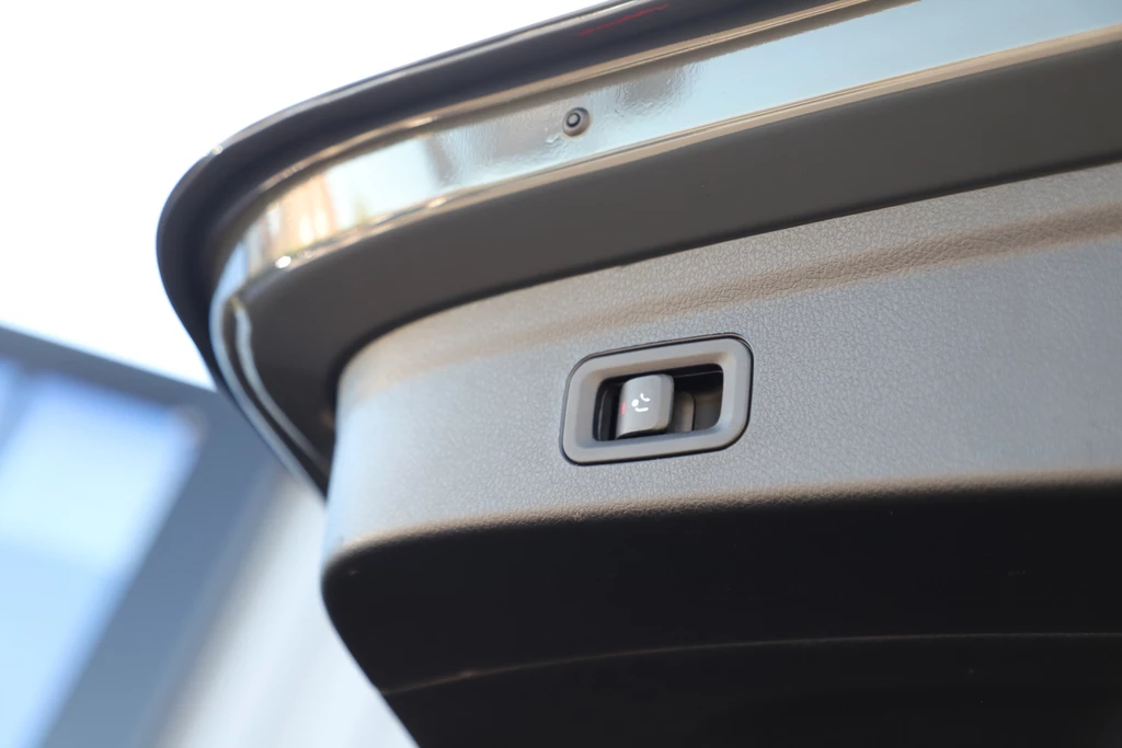 Mercedes-Benz GLE – foto 28