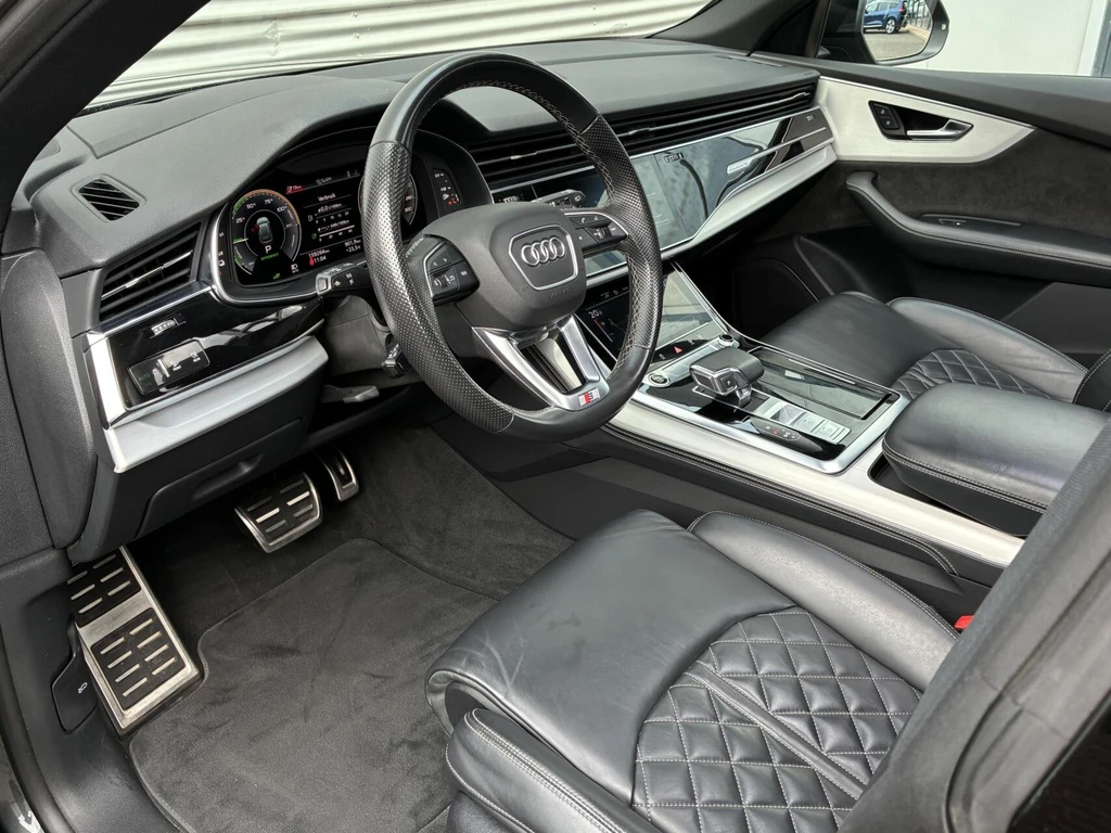 Audi Q8 – foto 8
