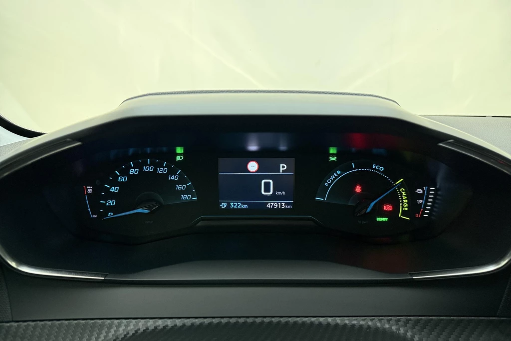 Peugeot e-208 – foto 28