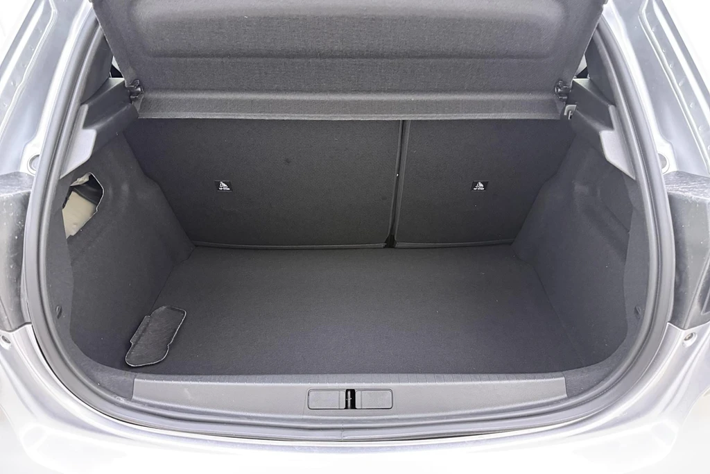 Peugeot 208 – foto 11