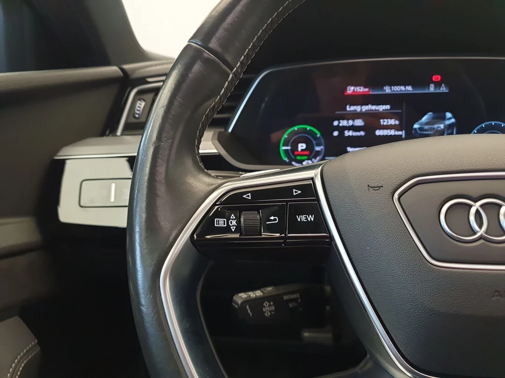 Audi e-tron – foto 9