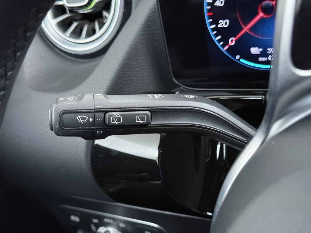 Mercedes-Benz EQA – foto 33