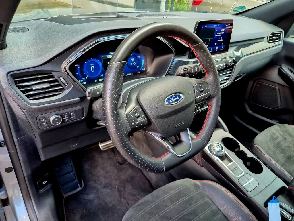 Ford Kuga – foto 22