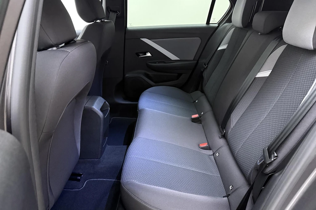 Opel Astra – foto 16