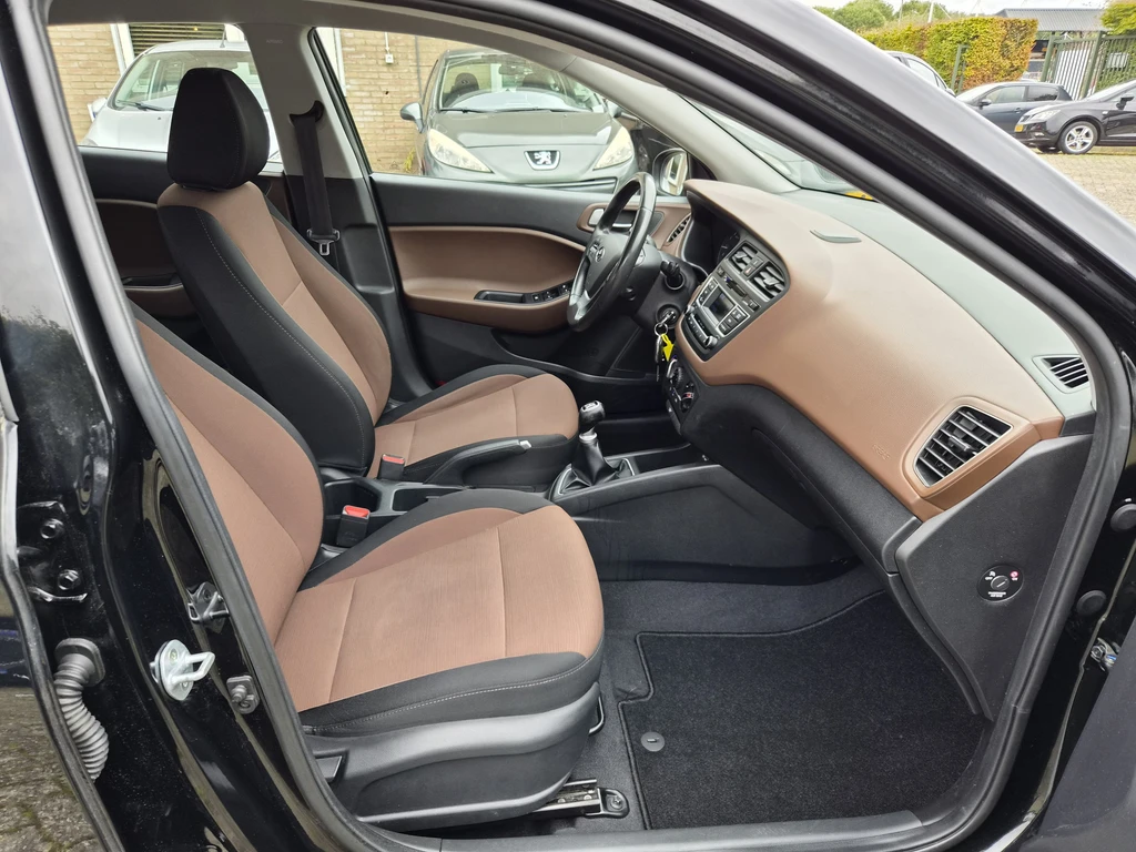 Hyundai i20 – foto 10