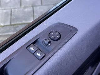 Peugeot Expert – thumbnail 22