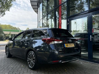 Toyota Auris – thumbnail 4