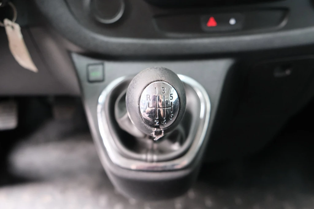 Opel Vivaro – foto 19