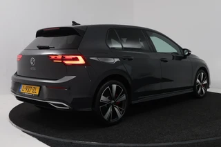 Volkswagen Golf – thumbnail 5