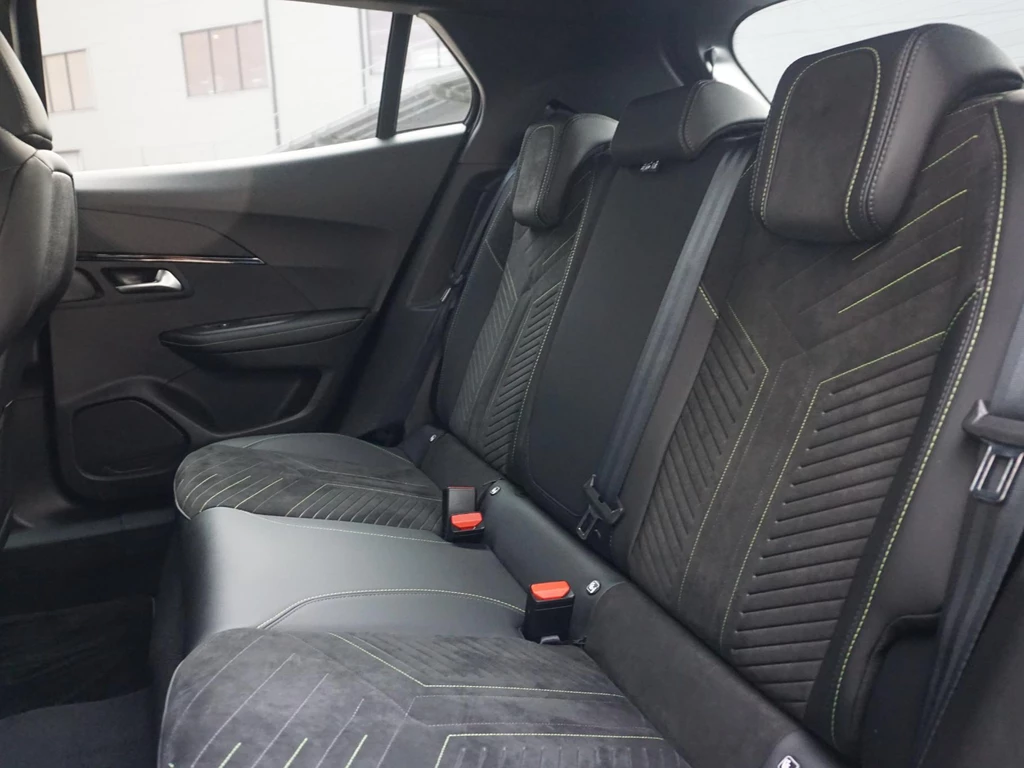 Peugeot e-2008 – foto 34
