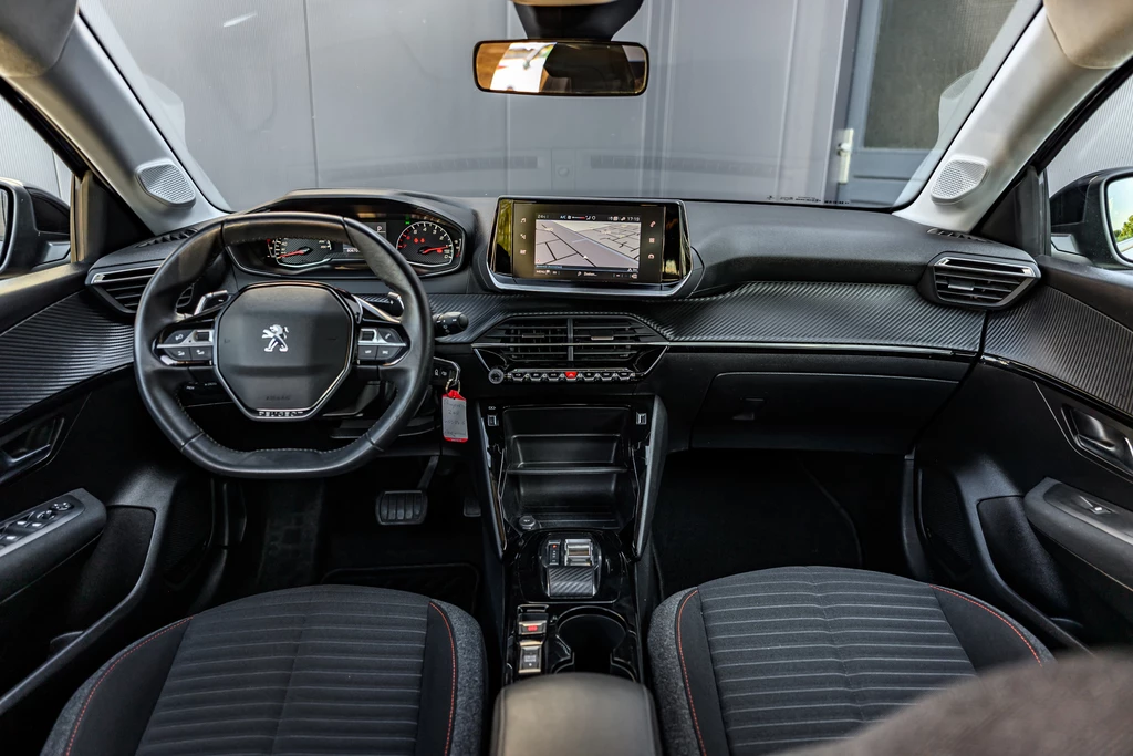 Peugeot 208 – foto 16