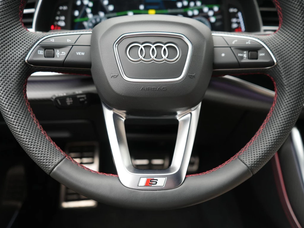 Audi Q8 – foto 19