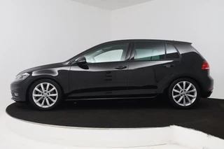 Volkswagen Golf – thumbnail 2