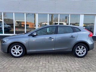 Volvo V40 – thumbnail 4