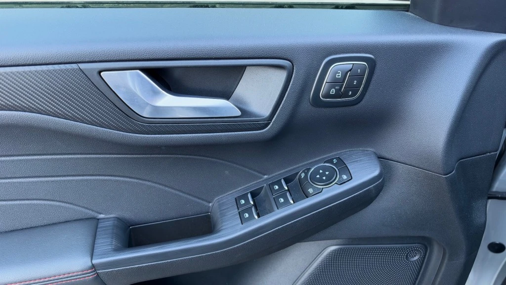 Ford Kuga – foto 13