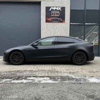 Tesla Model 3 – thumbnail 2