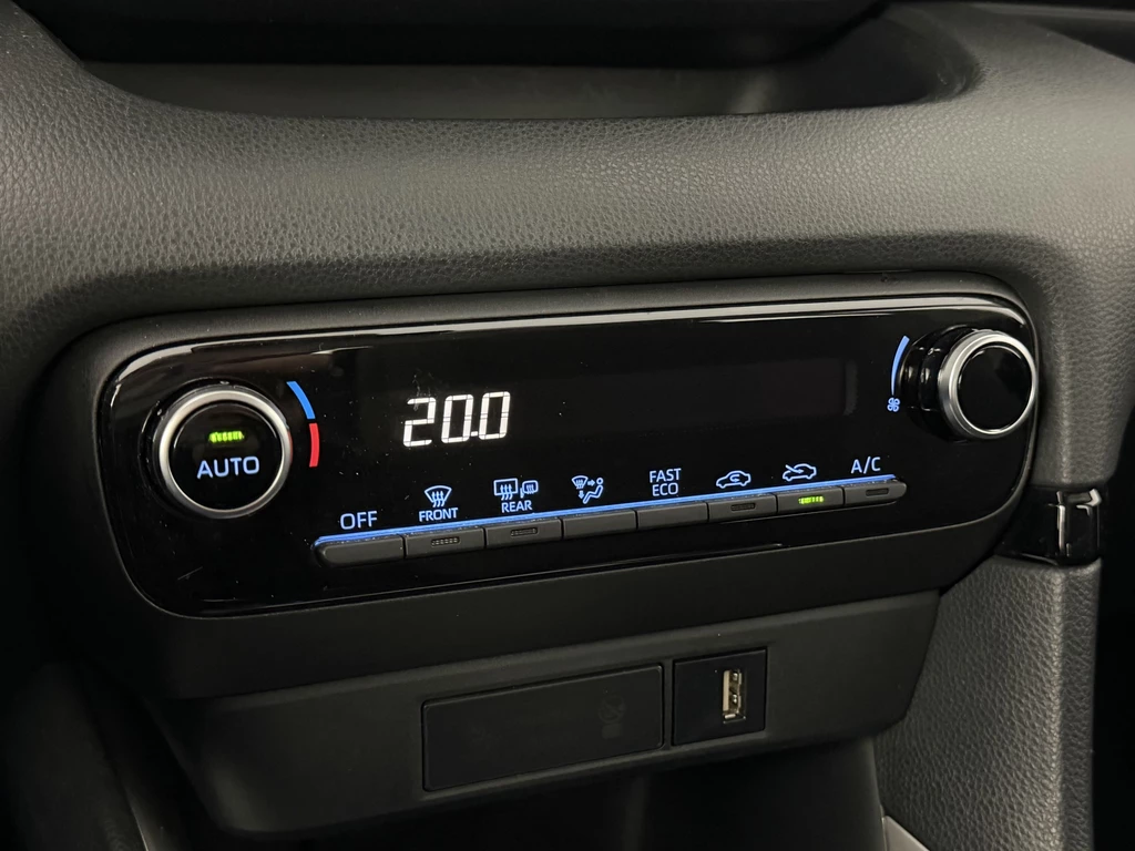 Toyota Yaris – foto 28