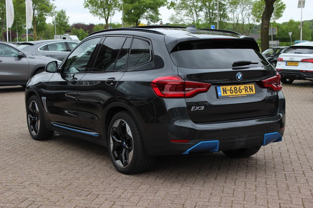 BMW iX3 – foto 3