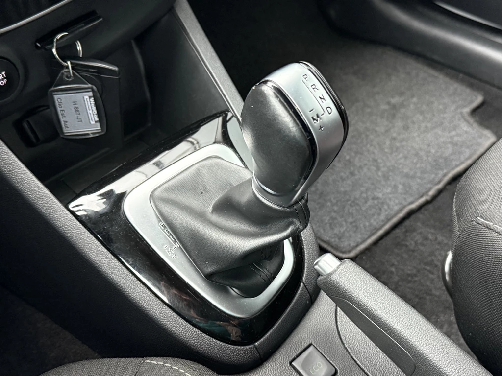 Renault Clio – foto 24